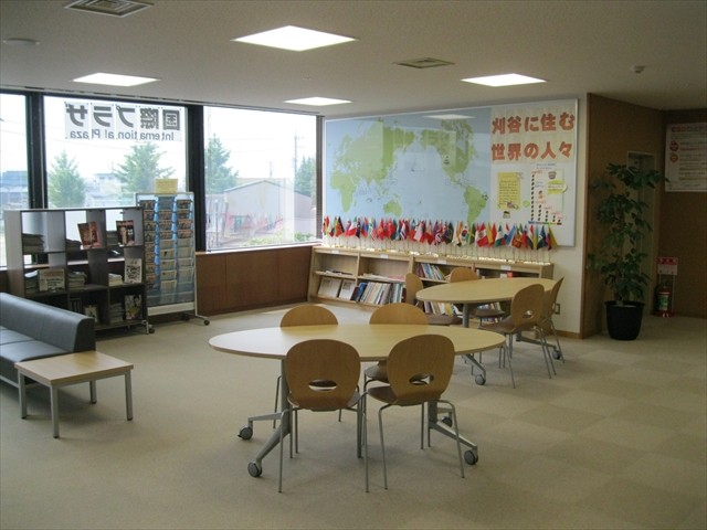 ２階。国際プラザの写真